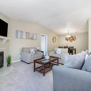 Charming With Wi-fi Apartment Charlotte